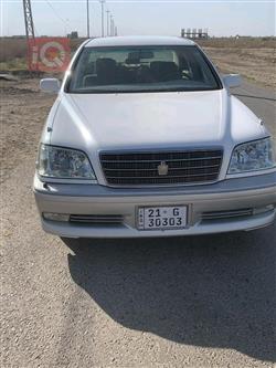 تۆیۆتا کراون